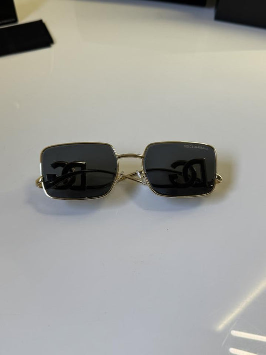 D&G AUNGLASSES