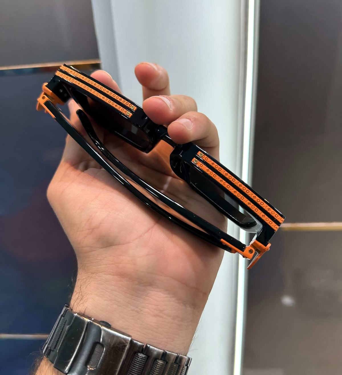 Louis Vuitton Orange Black Premium Shades 6229