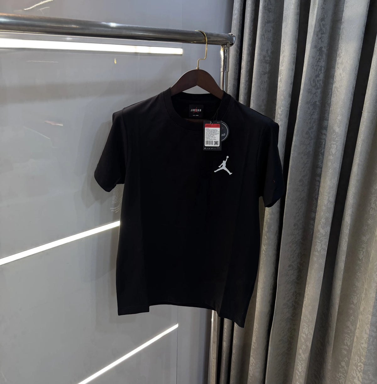Air jordan Black Back Print Imported T-Shirt