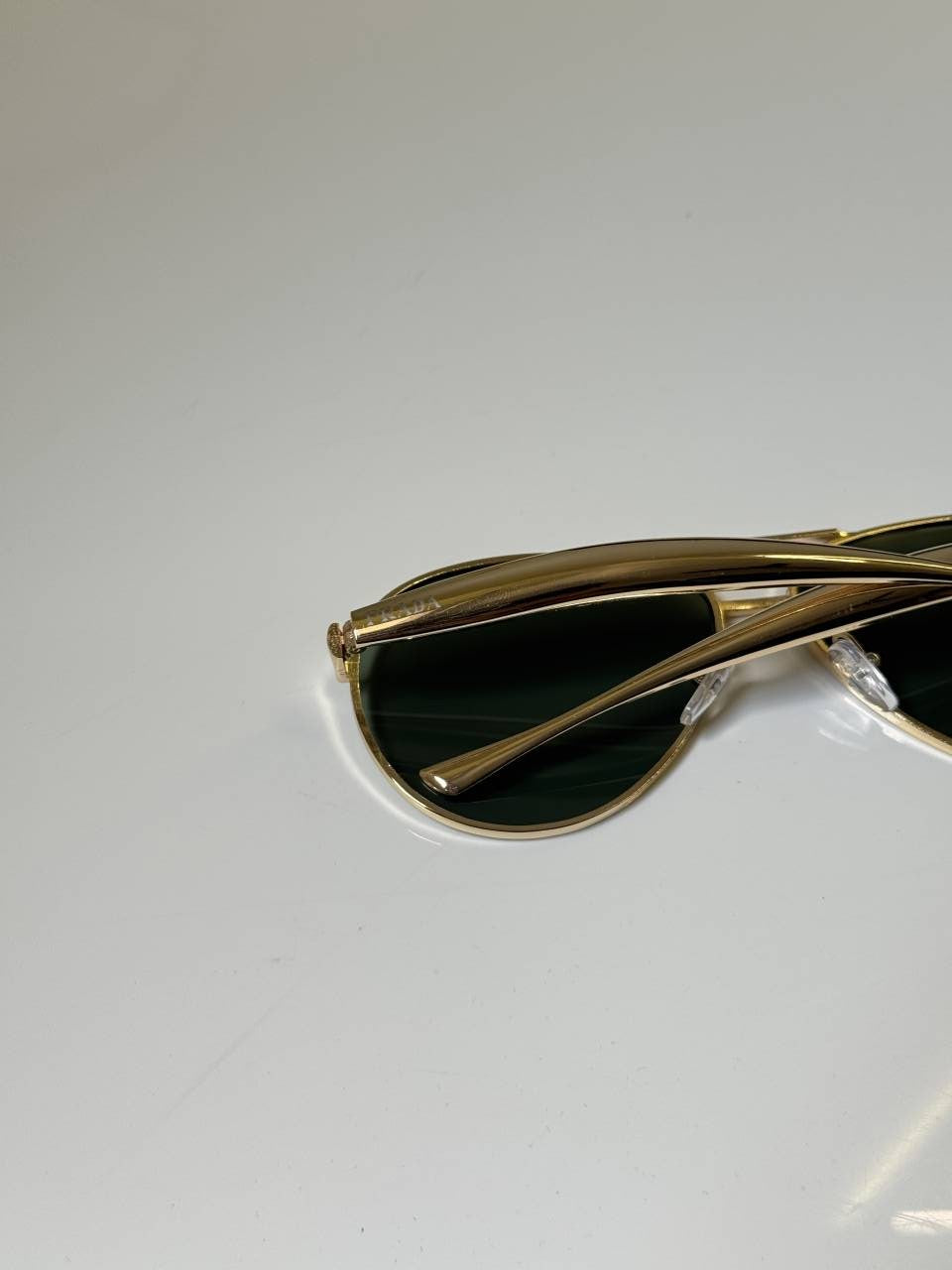 Prada_122_Gold_Green