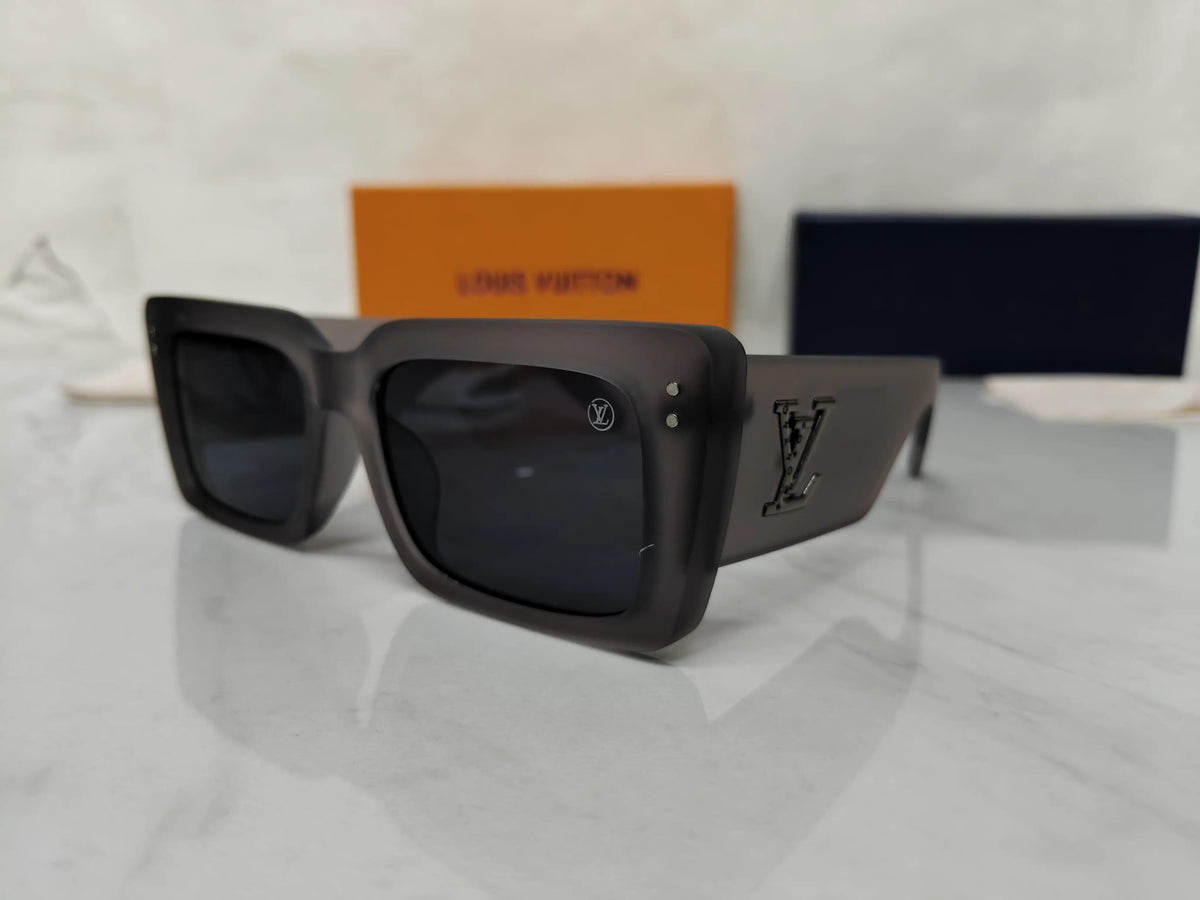 LOUIS VUITTON 3667 SMOKE GREY