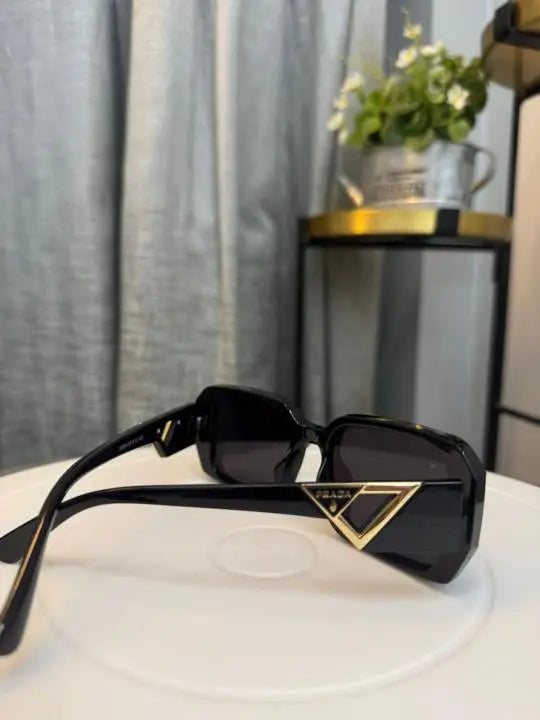 sunglass