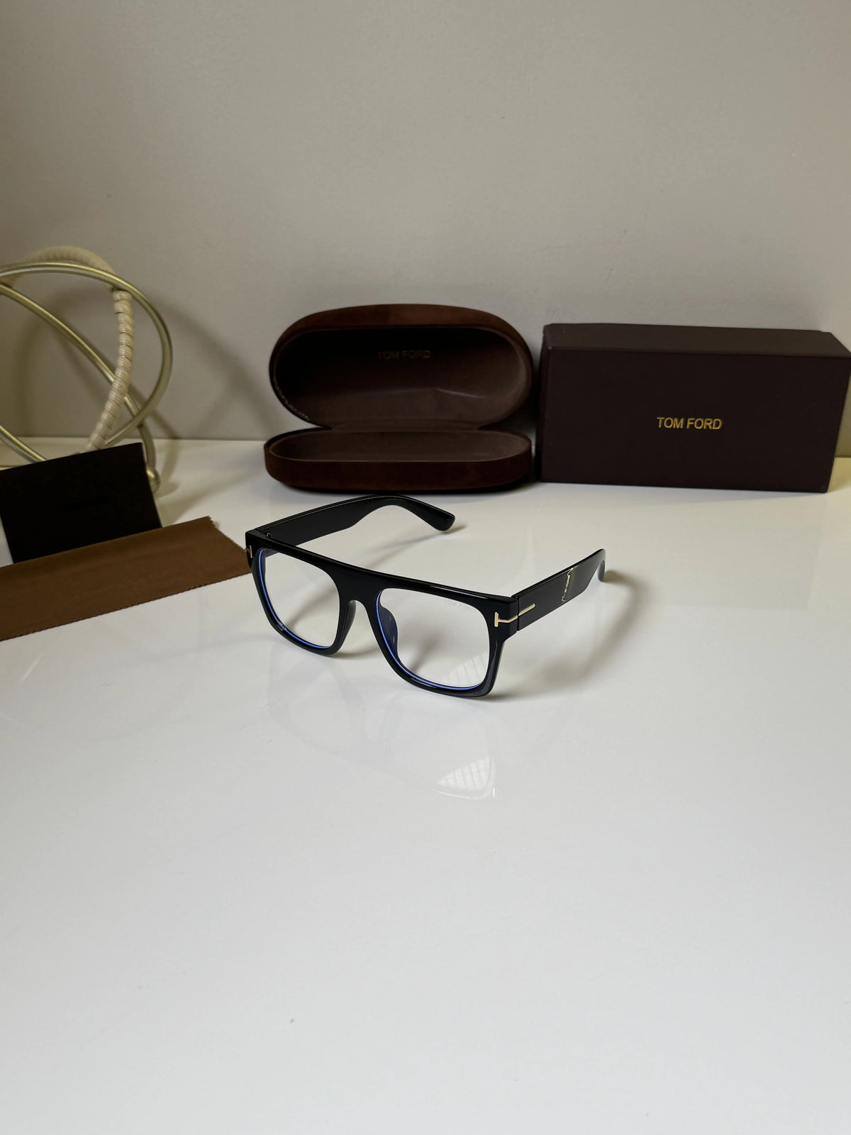 Tomford_21010_Black_Frame