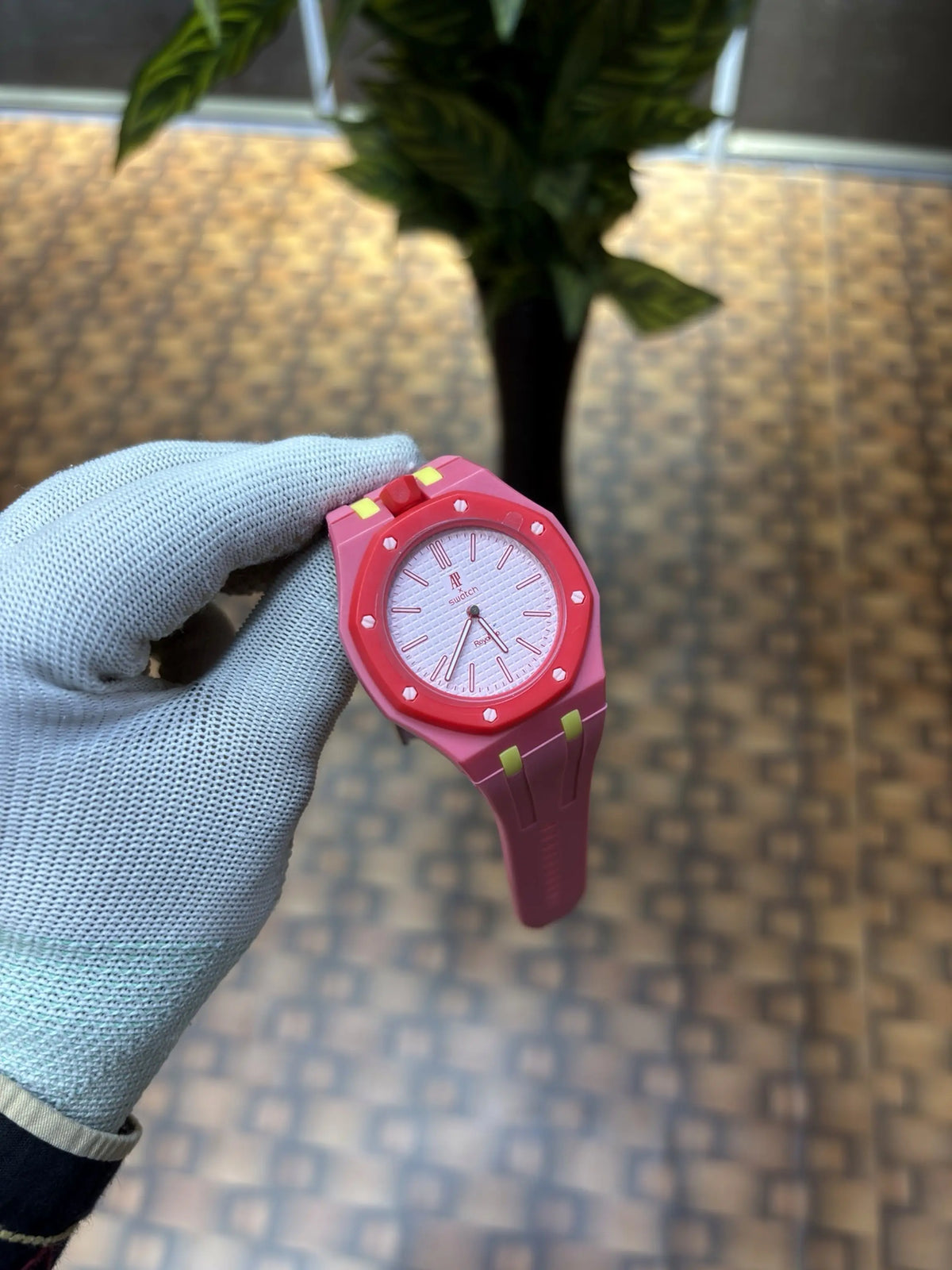 AP X SWATCH ROYAL POP WITH BOX AND SILICON STRAP