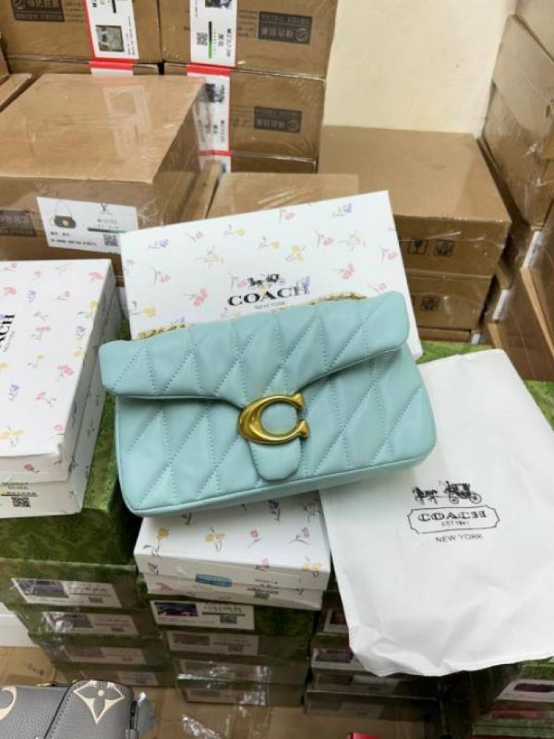 Coac quilted tabby shoulder bag 26 with box 915