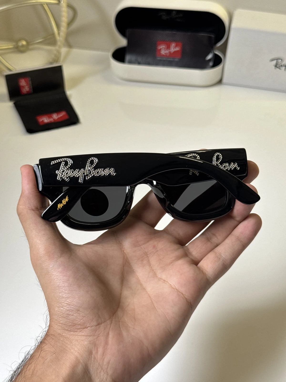 Rayban_4940_Black_diamond_Crystal_Edition
