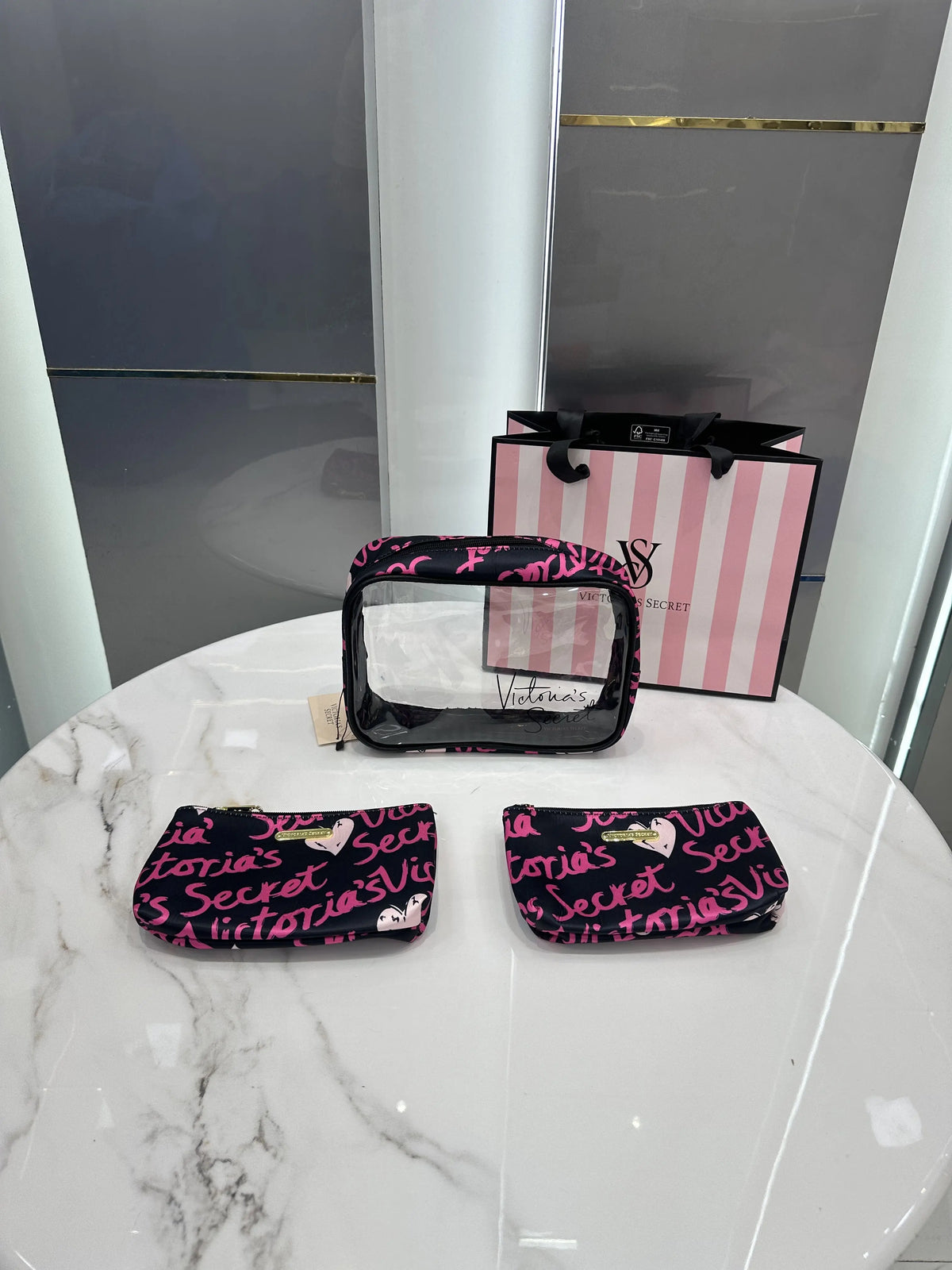 Victorias Secre t Premium Cosmetic Pouch Combo With Carry Bag vs20
