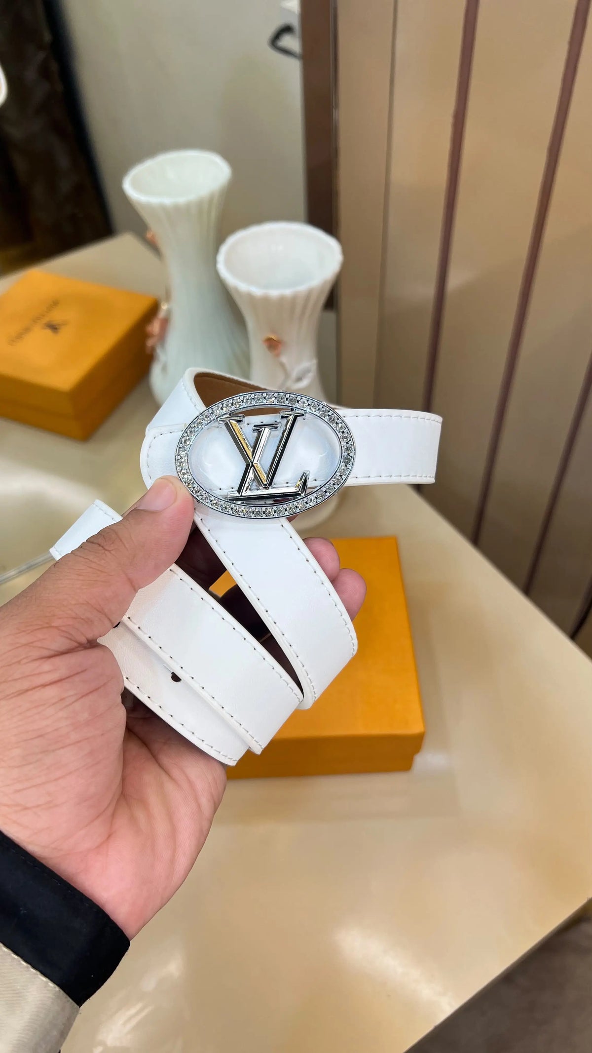 LV LOUIS VUITTON PREMIUM QUALITY IMP LADIES BELT WITH OG BOX