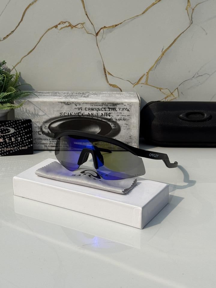 OAKLEY SUNGLASSES