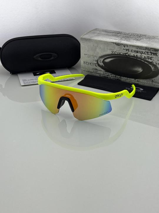 OAKELY SUNGLASSES