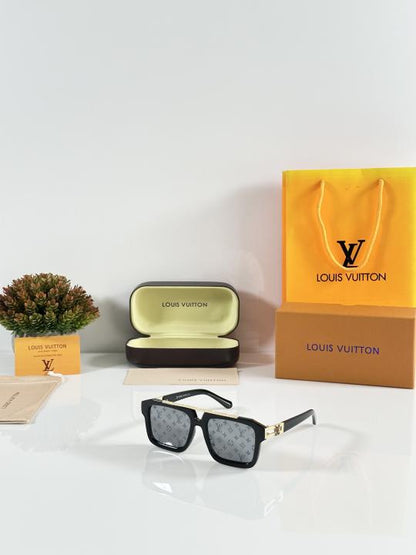 LOUIS VUITTON GLASSES