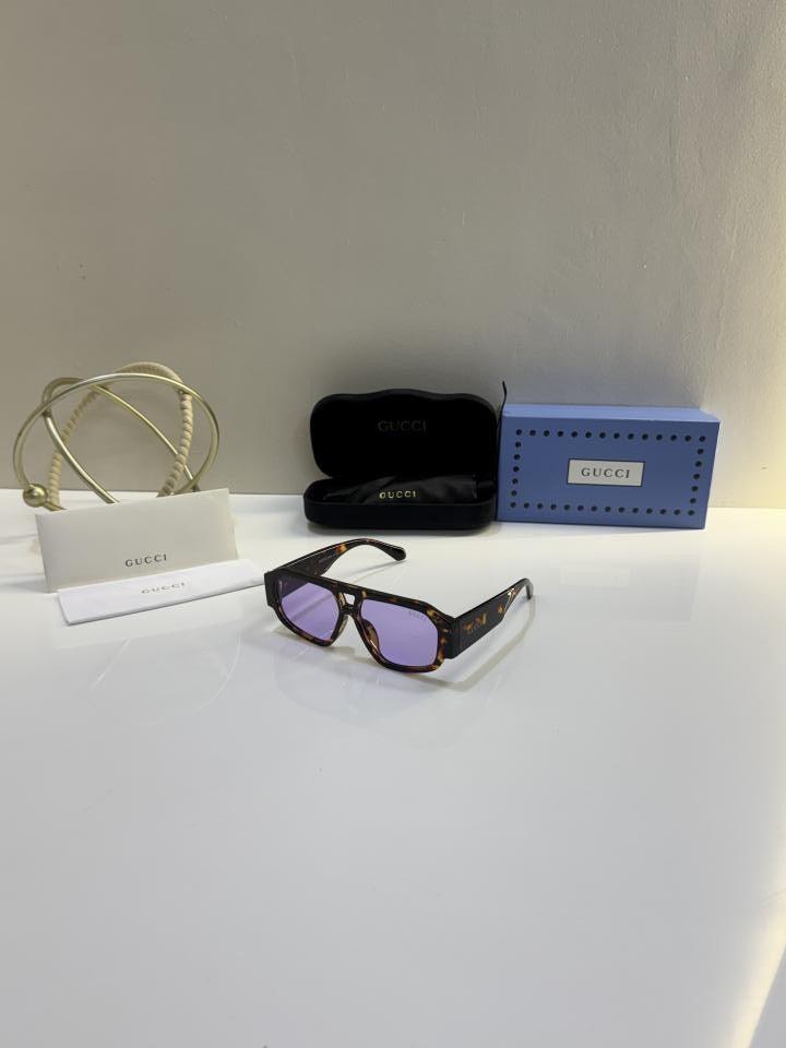 GUCCI SUNGLASSES