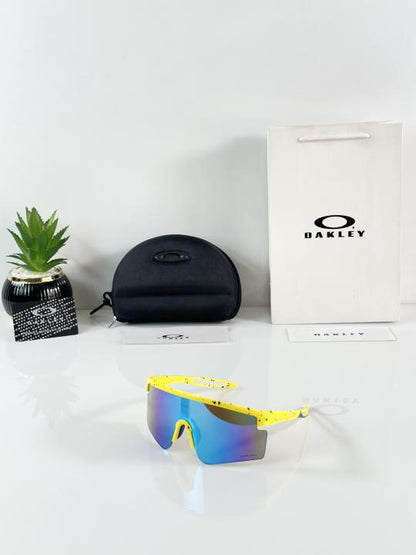 OAKLEY YELLOW SUNGLASSES