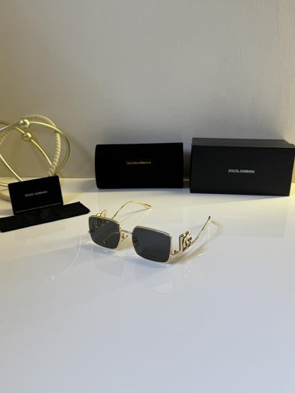 D&G AUNGLASSES