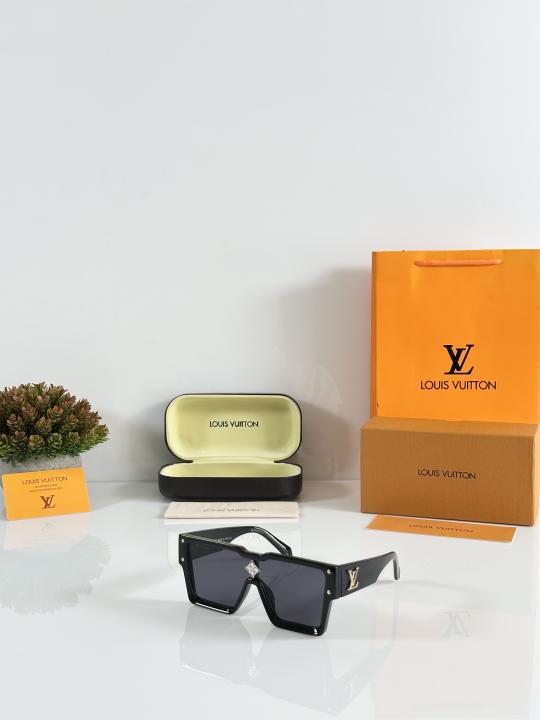 LOUIS VUITTON SUNGLASSES
