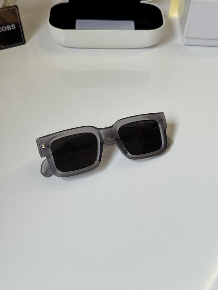 MARC JACOBS GLASSES