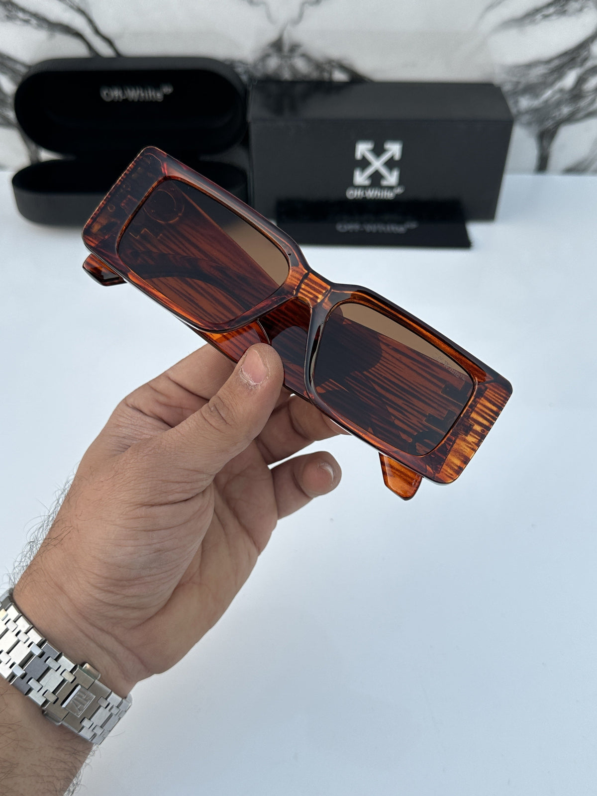 OFF-WHITE SUNGLASSES