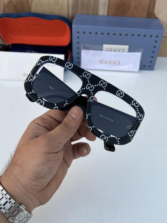 GUCCI GLASSES