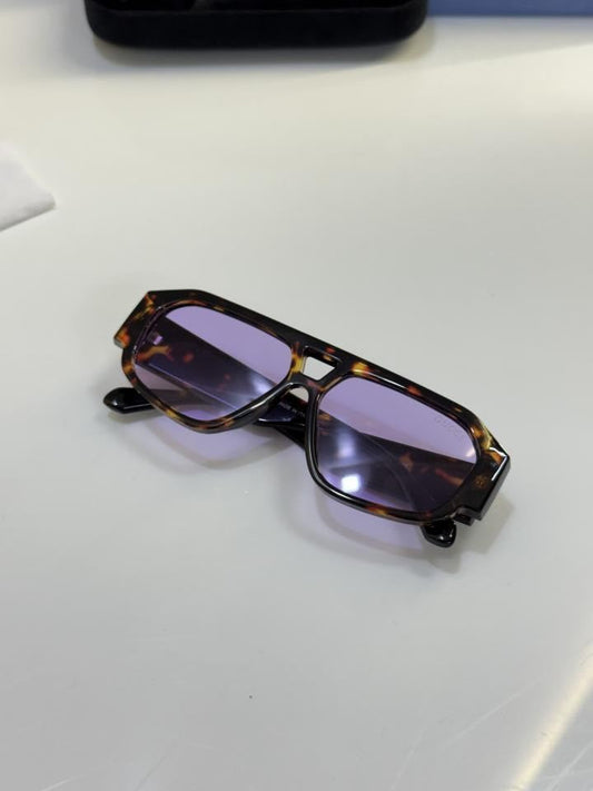 GUCCI SUNGLASSES