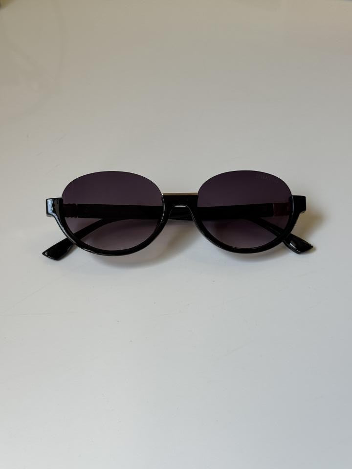 MIU MIU GLASSES