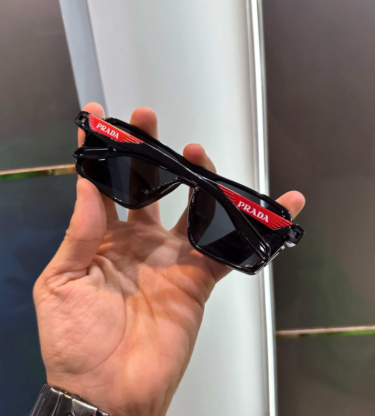 Prad a Milano All Black Glossy Premium Shade S91