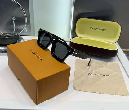 Louis  Vuitton Black Designer Premium Shade 104