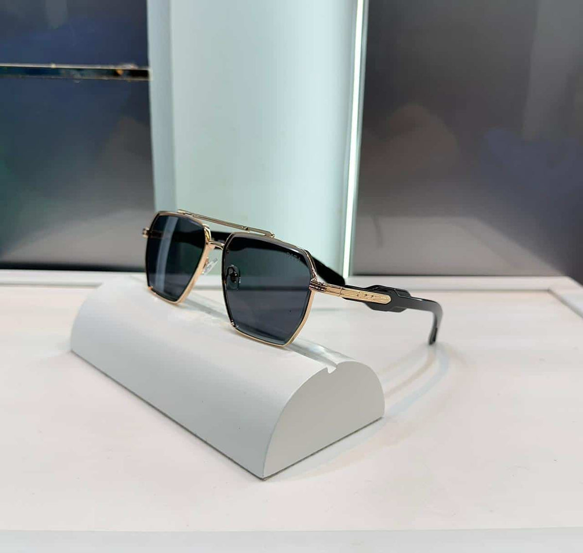 Dita Gold Black Designer Shade 9116