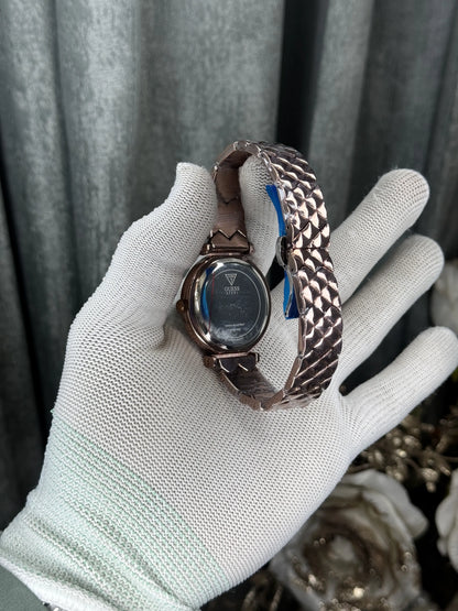 Gues s Copper White Ladies Premium Watch