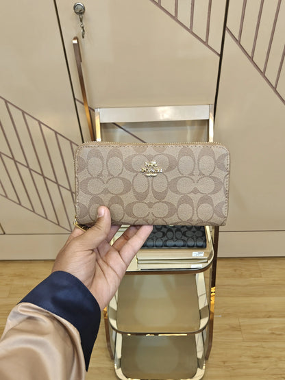 COACH LONG WALLET PREMIUM QUALITY WITH OVERALL MONOGRAM PRINT WITH OG BOX