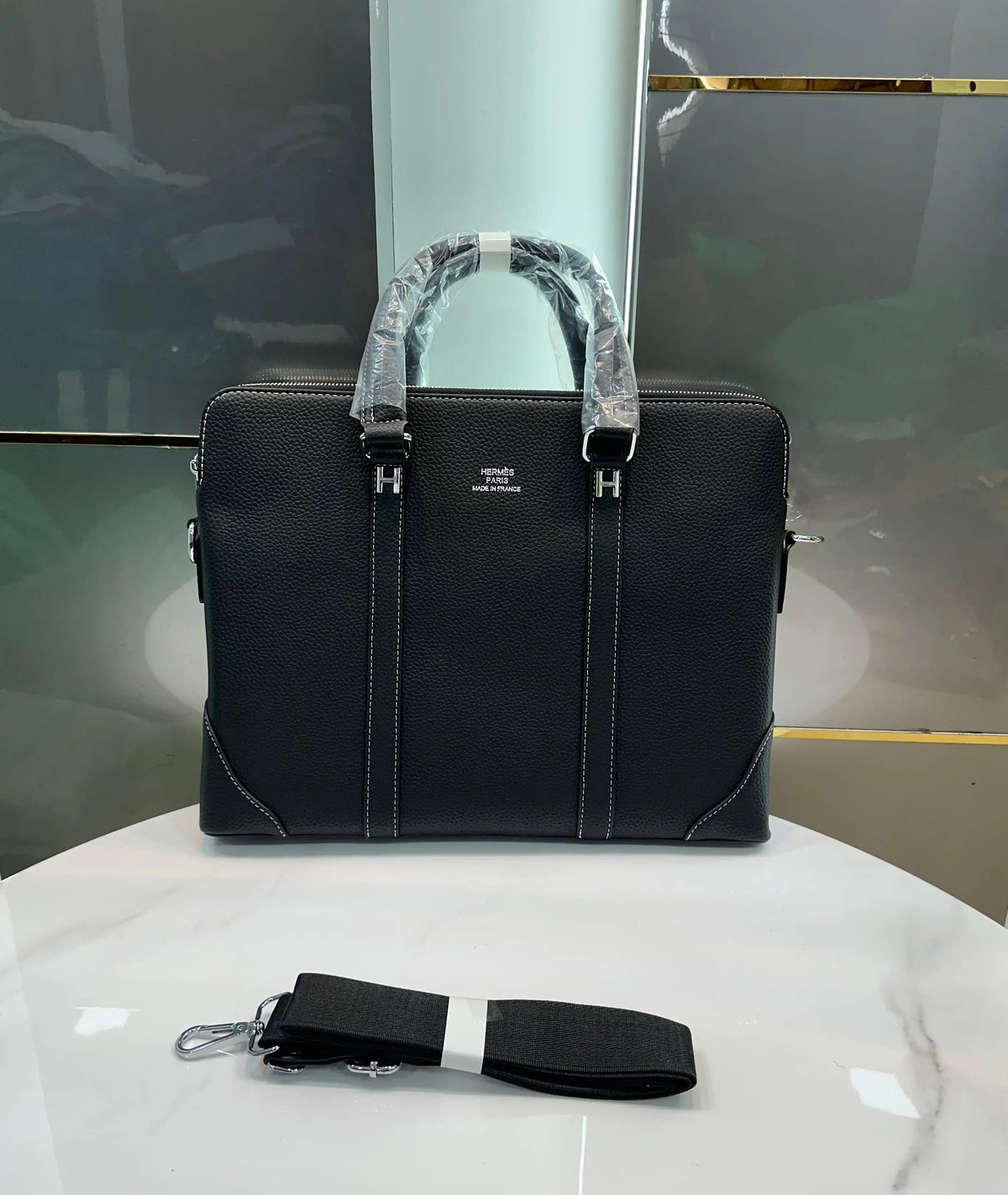 Herme s Black Luxury Premium Imported Laptop Bag