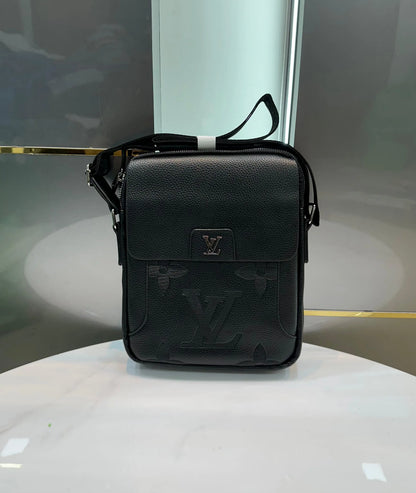L V Black 002 Premium Imported Cross Body Bag