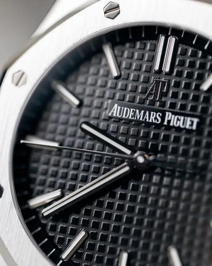 Audemar_s Piguet Royal Oak Quartz Silver-Black