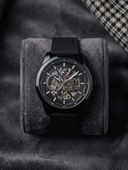 Tommy Hilfiger Automatic