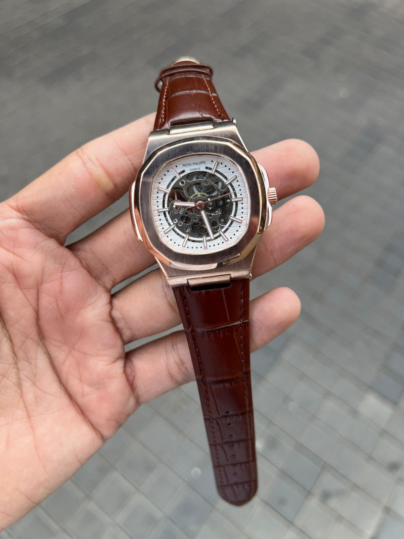 Pate_k Phillipe Nautilus Leather Automatic
