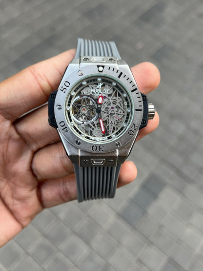 Hublo t Big Bang Skeleton Automatic Grey