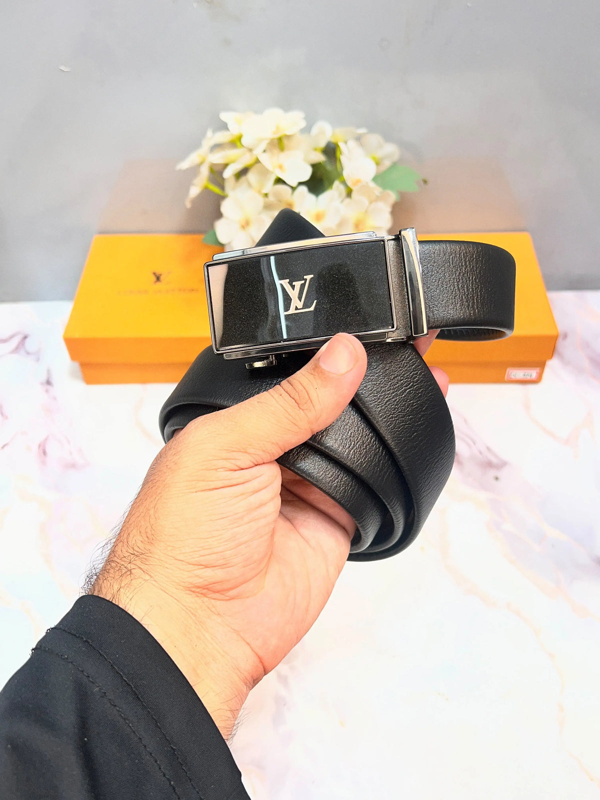 LV LOUIS VUITTON PREMIUM QUALITY AUTOLOCK BELT WITH OG BOX