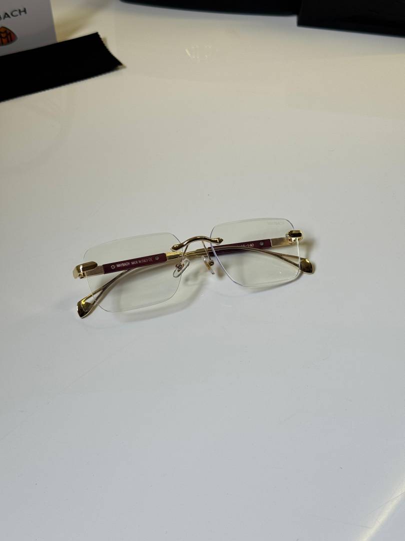 Maybach_2500_Gold_Frame
