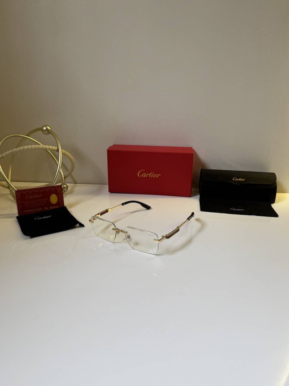 Cartier_017_Gold_Frame