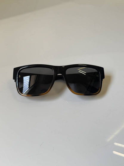 Burberry_69019_Black_Brown_tone