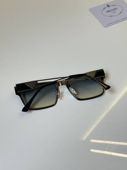 Prada_68079_Grey_Green