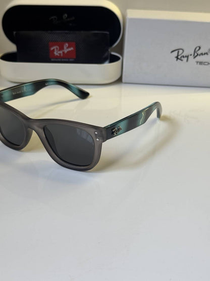 Rayban_502_Grey_Green_textured