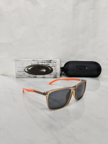 Oakley TO4933