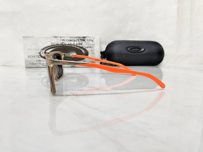 Oakley TO4933