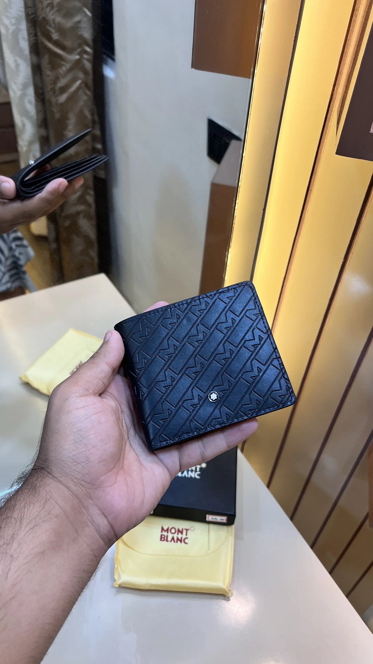MONTBLANC PREMIUM QUALITY IMPORTED WALLET WITH OG BOX