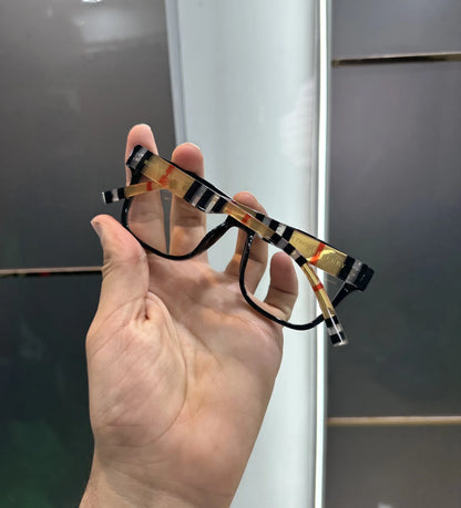 Burberr y Logo Stick Premium Glasses 4395