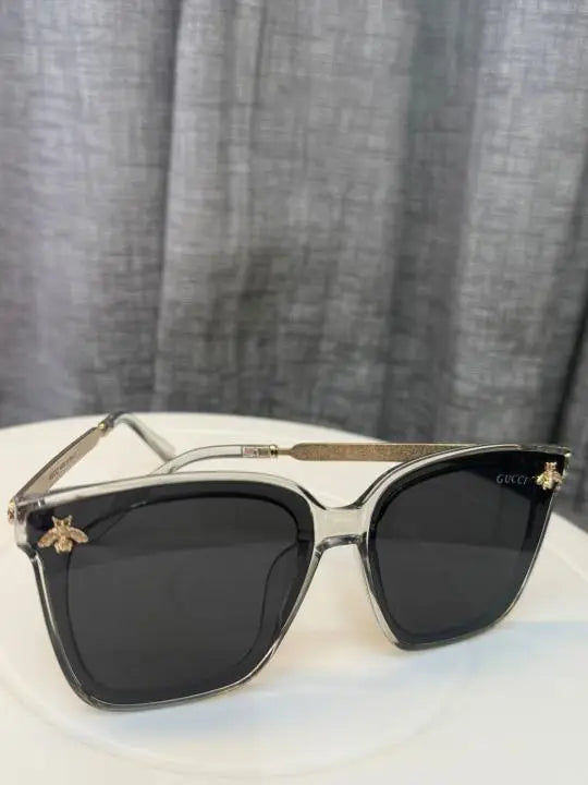 Gucci I 000 black butterflay