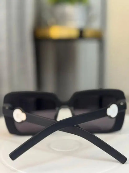 sunglass