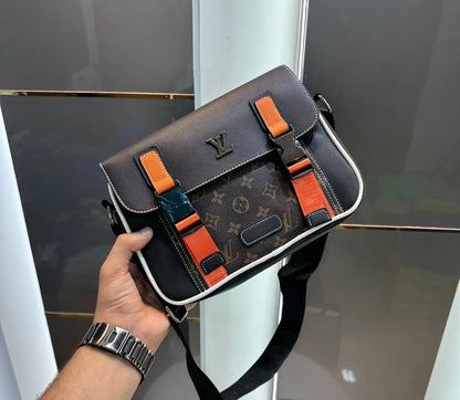 Louis Vuitto n  Monogram Premium Sling Bag