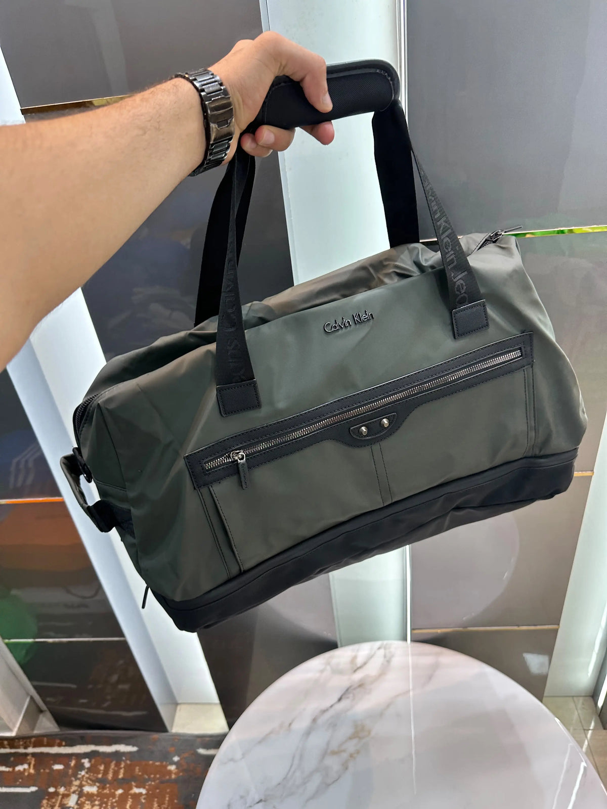 Calvin Klei n Dark Green Luxury Imported Duffel Bag Z16006G