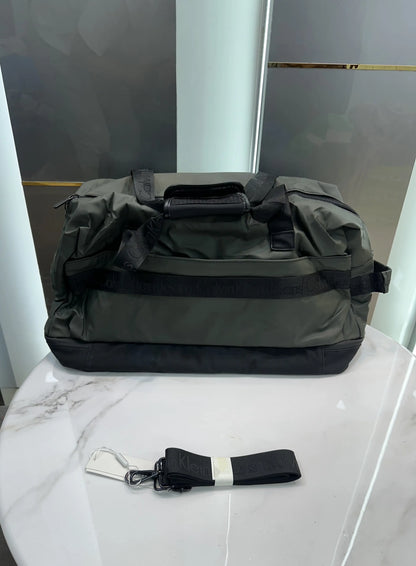 Calvin Klei n Dark Green Luxury Imported Duffel Bag Z16006G